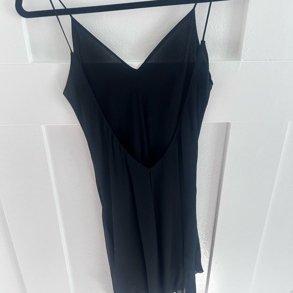 Elegant Black Backless Dress